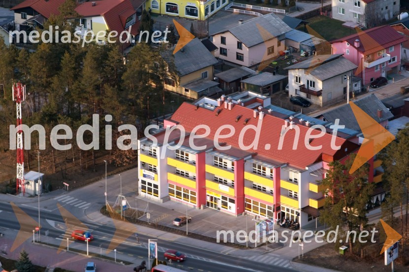 Stanovanjsko - poslovni objekt Klasek, Miklavž na Dravskem poljuMaribor in okolica iz zraka