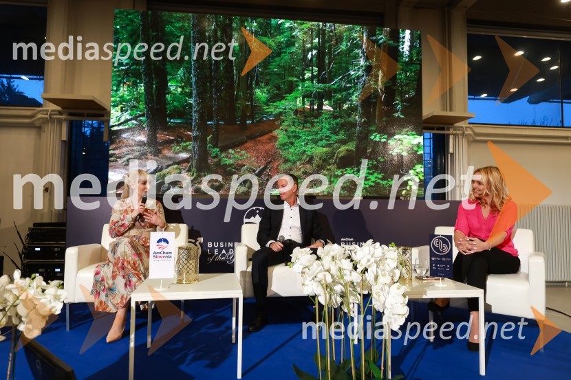  Ana Petrič, direktorica DEOS Centra starejših Notranje Gorice;  Enzo Smrekar, predsednik uprave Droge Kolinske in glavni direktor strateškega poslovnega področja v Atlantic Grupi, predsednik SZS, podpredsednik Olimpijskega komiteja Slovenije;  Ajša Vodnik, izvršna direktorica AmCham (Ameriška gospodarska zbornica)Poslovna liderka in poslovni lider leta 2023