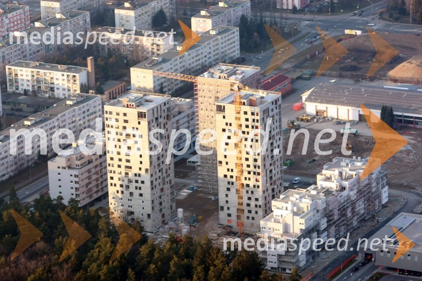 Stanovanjski kompleks Betnavski park MariborMaribor in okolica iz zraka