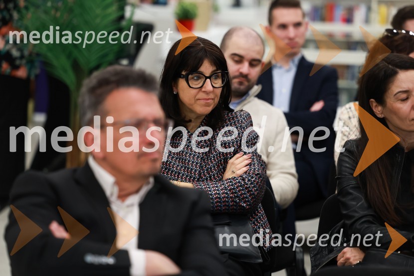  Monika Lapanja, direktorica, Center poslovne odličnosti, Ekonomska fakulteta, Univerza v LjubljaniPoslovna liderka in poslovni lider leta 2023