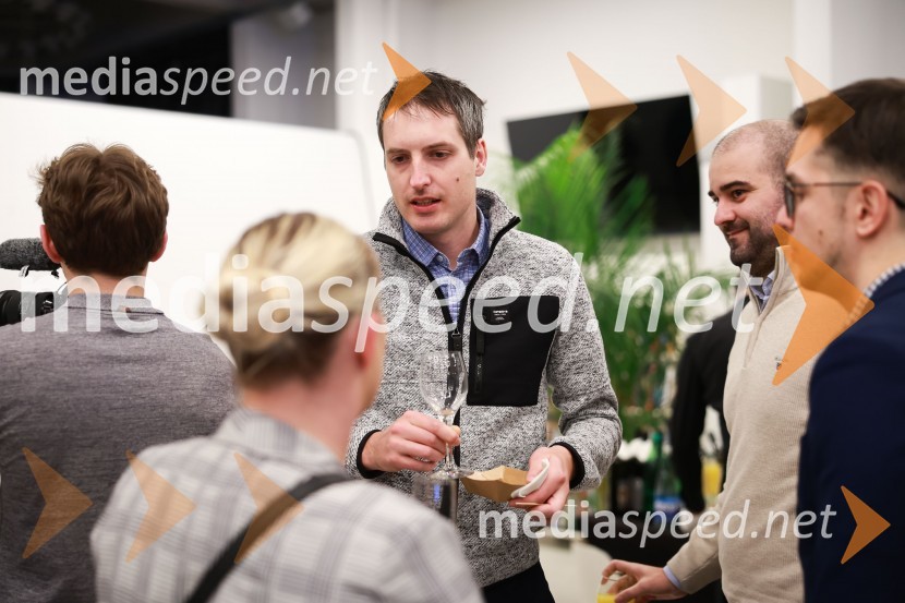 Poslovna liderka in poslovni lider leta 2023