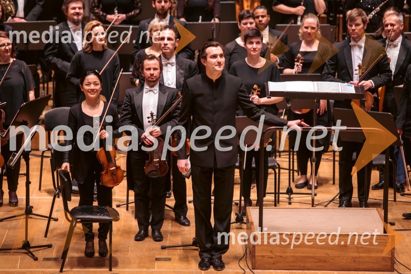  Davorin Mori, dirigent37. Slovenski glasbeni dnevi, otvoritveni koncert