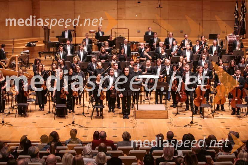  Davorin Mori, dirigent37. Slovenski glasbeni dnevi, otvoritveni koncert