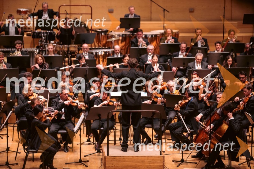  Davorin Mori, dirigent37. Slovenski glasbeni dnevi, otvoritveni koncert