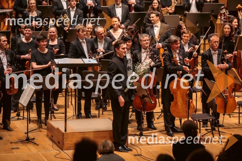  Davorin Mori, dirigent37. Slovenski glasbeni dnevi, otvoritveni koncert