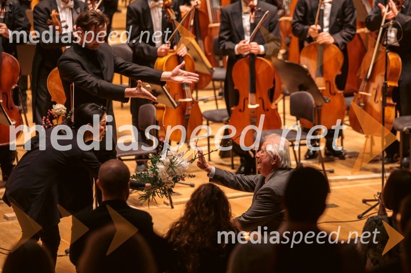  Davorin Mori, dirigent;  Lojze  Lebič, skladatelj37. Slovenski glasbeni dnevi, otvoritveni koncert