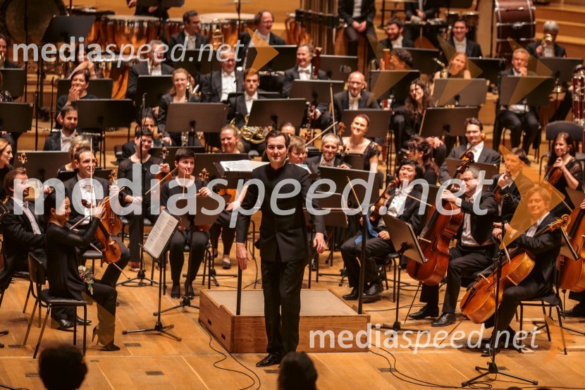  Davorin Mori, dirigent37. Slovenski glasbeni dnevi, otvoritveni koncert