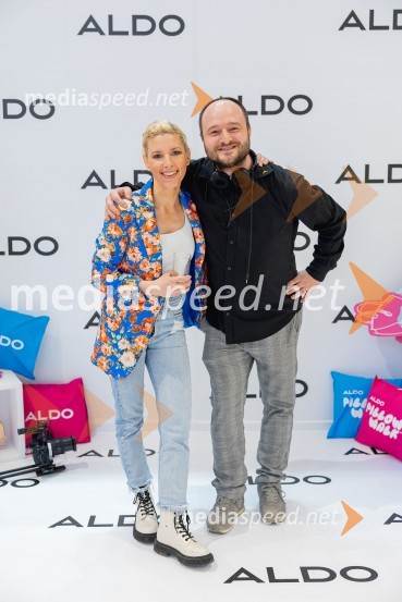  Suzana  Kozel, voditeljica, Jutro na Planetu;  Matjaž Vertuš, fotograf, snemalec, mediaspeed.netAldo trgovina odprla svoja vrata v trgovskem centru Supernova Ljubljana