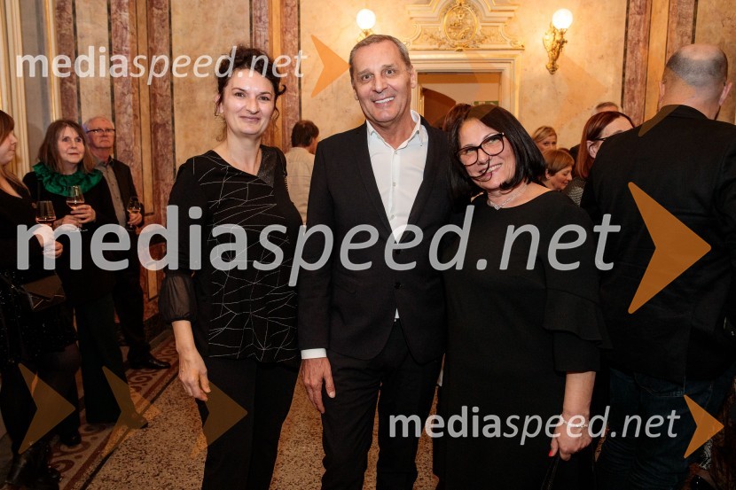  ... ;  Danilo Rošker, direktor SNG Maribor;  ... Trubadur, premiera opere, SNG Opera in balet Ljubljana