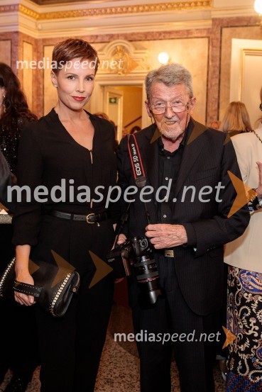  Tanja Matko, avtorica in urednica www.planet-lepote.com;  Stane Jerko, fotografTrubadur, premiera opere, SNG Opera in balet Ljubljana