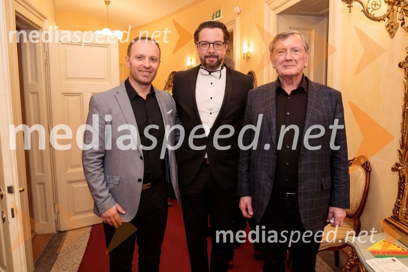  Klemen Valter, poslovni vodja programa, SNG Opera in Balet Ljubljana;  Marko  Hribernik, dirigent, umetniški direktor opere;  Uroš Lajovic, dirigentTrubadur, premiera opere, SNG Opera in balet Ljubljana
