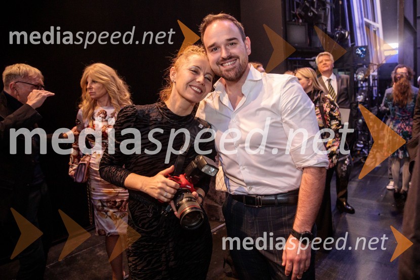  Darja Štravs Tisu, fotografinja;  Žiga Lakner, pevecTrubadur, premiera opere, SNG Opera in balet Ljubljana