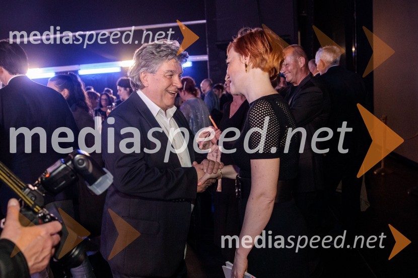  Branko Robinšak, operni pevec; dr. Asta Vrečko, ministrica za kulturoTrubadur, premiera opere, SNG Opera in balet Ljubljana