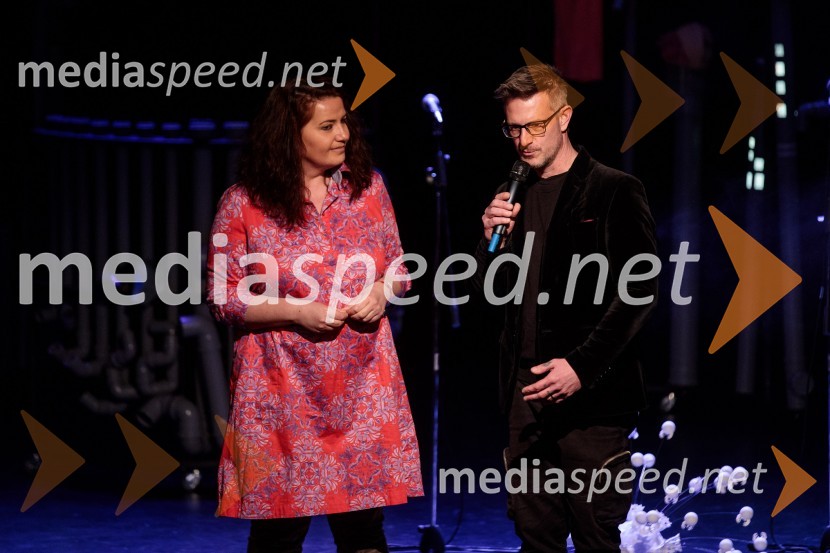 mag. Mateja Demšič, vodja oddelka za kulturo, Mestna občina Ljubljana;  Tibor Mihelič Syed, direktor, Slovensko mladinsko gledališčePodvodni koncert, odprtje festivala Bobri