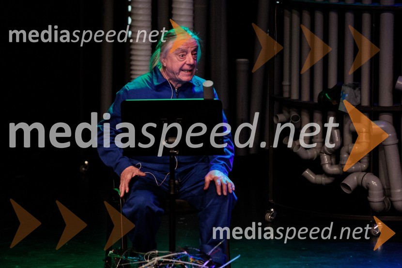  Andrej Rozman Roza,  igralec, pisateljPodvodni koncert, odprtje festivala Bobri