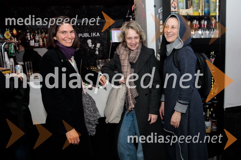  Barbara  Kanc, plesalka, igralka;  ... ;  ... Podvodni koncert, odprtje festivala Bobri