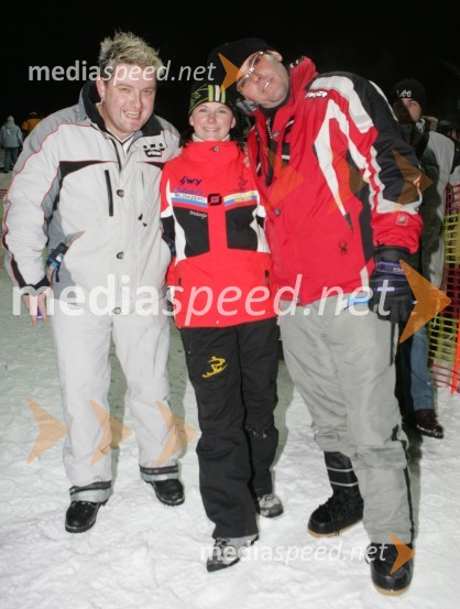 Zoki in Joco, zasedba Yo Zo in Melanija Šober, telemark smučarka in športnica Maribora 2004 (na sredini)10. spust s pležuhom na Pohorju