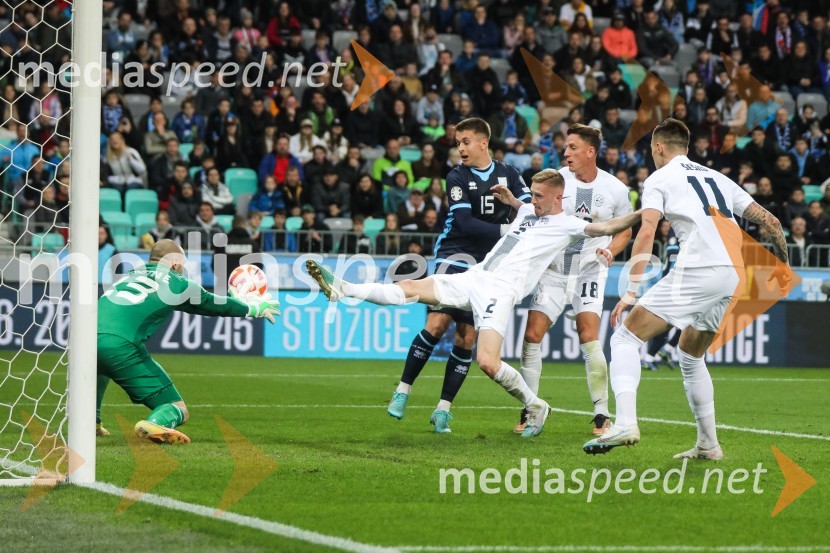  Elia Benedettini, vratar, San Marino;  ... ;  Žan  Karničnik, nogometaš, Slovenija;  Andres Vombergar, nogometaš, Slovenija;  Benjamin Šeško, nogometaš, SlovenijaSlovenija - San Marino, kvalifikacije za evropsko prvenstvo 2024