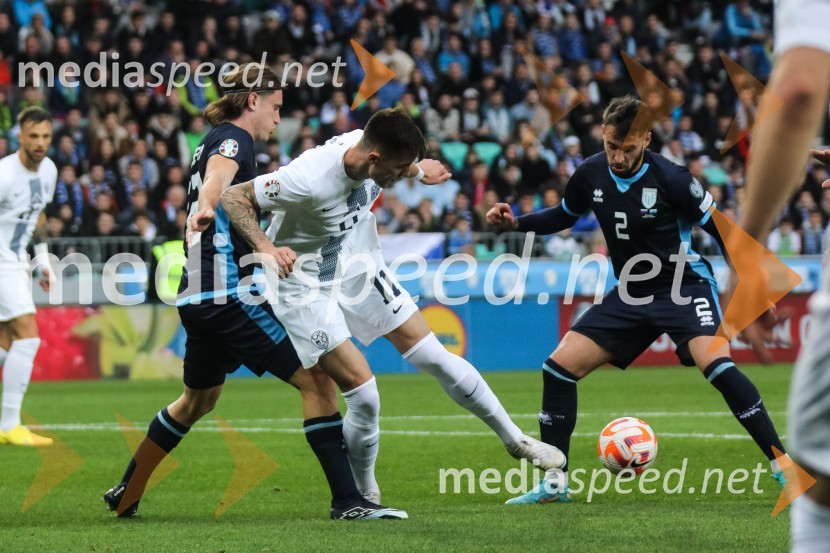  Filippo Fabbri, nogometaš, San Marino;  Benjamin Šeško, nogometaš, Slovenija;  Alessandro D' Addario, nogometaš, San MarinoSlovenija - San Marino, kvalifikacije za evropsko prvenstvo 2024