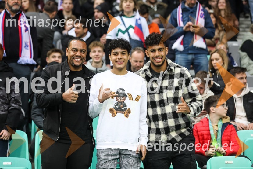  Marcos  Tavares, nekdanji nogometaš, NK Maribor;  ... ;   Marcos  Tavares JR, nogometašSlovenija - San Marino, kvalifikacije za evropsko prvenstvo 2024