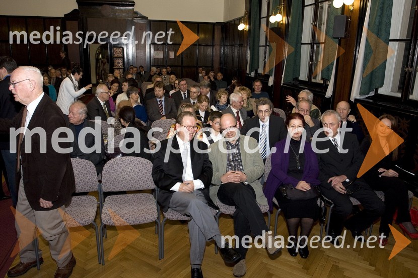 ObiskovalciPodelitev nagrad sklada Josipa Jurčiča