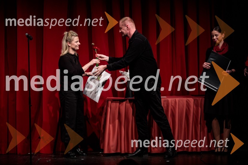  Jana Zupančič, igralka;  Alen Jelen, režiser, dramaturg, umetniški vodja, igralec53. Teden slovenske drame, otvoritev