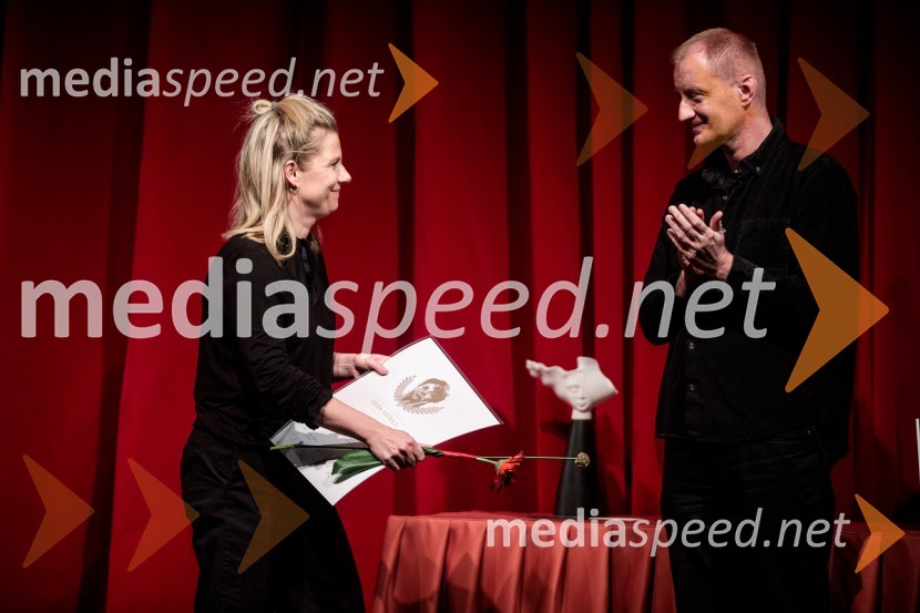  Jana Zupančič, igralka;  Alen Jelen, režiser, dramaturg, umetniški vodja, igralec53. Teden slovenske drame, otvoritev
