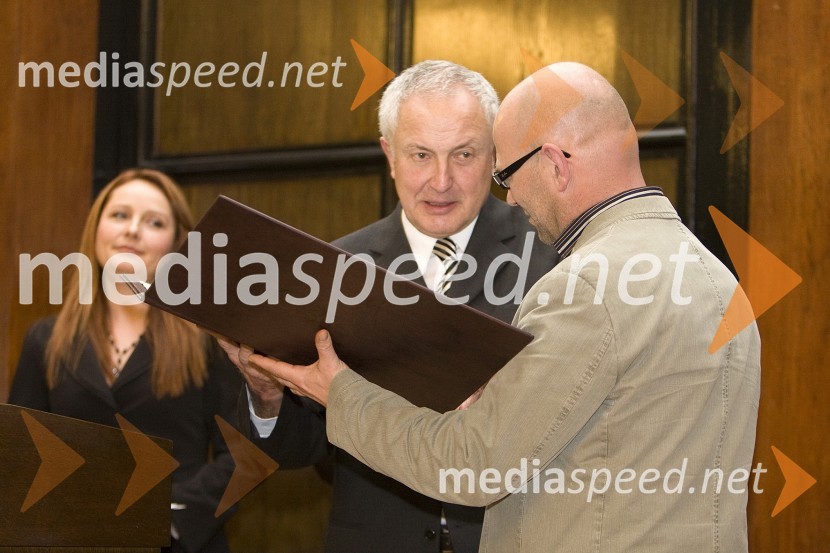 Drago Demšar, predsednik sklada Josipa Jurčiča in Bernard Nežmah, novinar in nagrajenec Sklada Josipa Jurčiča za leto 2008Podelitev nagrad sklada Josipa Jurčiča