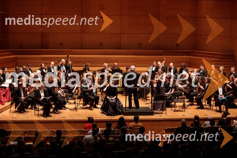  Frieder Bernius, dirigentKomorni zbor Stuttgart & Dvorna kapela Stuttgart, Cankarjev dom