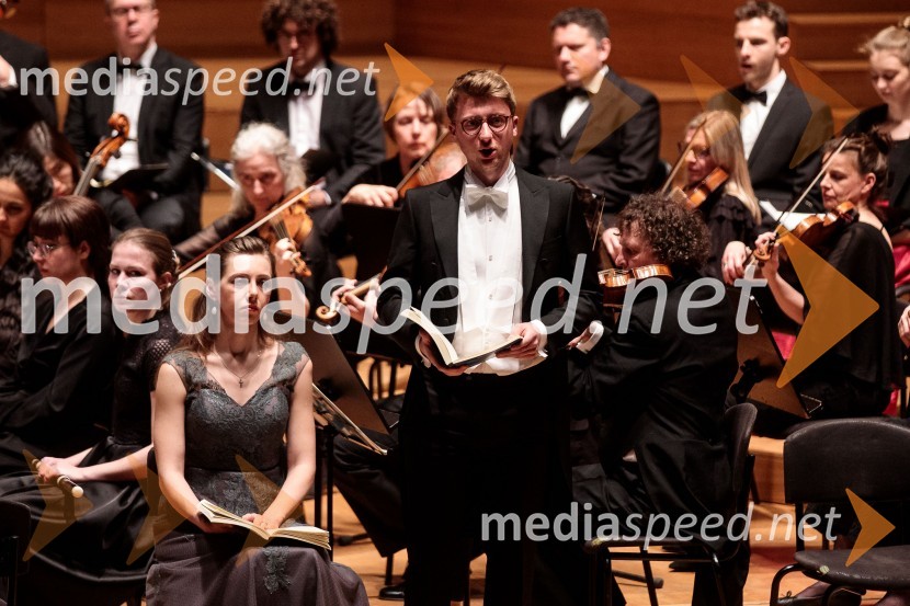  Elvira Bill, alt;  Jonas Müller, basKomorni zbor Stuttgart & Dvorna kapela Stuttgart, Cankarjev dom