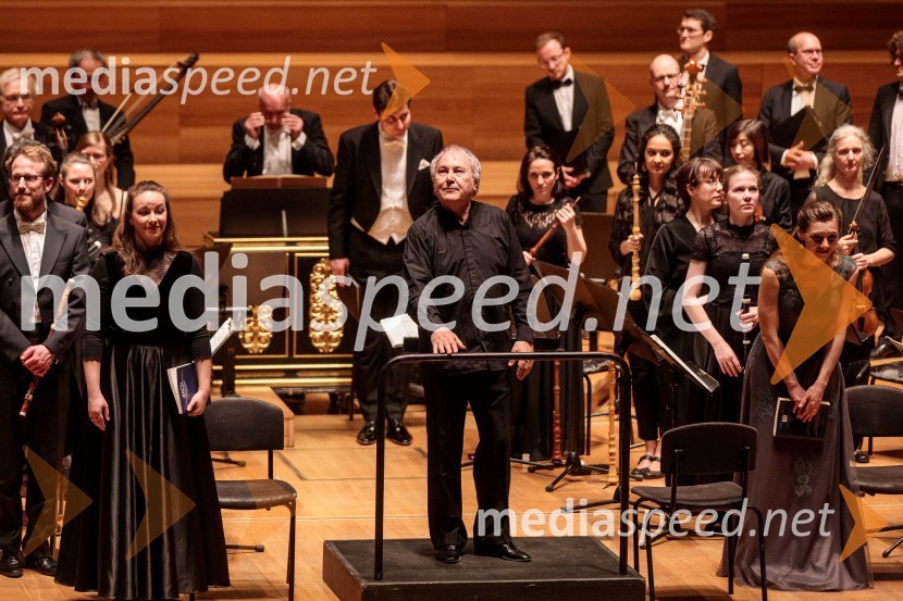  Miriam Feuersinger, sopran;  Patrick Grahl, tenor;  Frieder Bernius, dirigent;  Elvira Bill, altKomorni zbor Stuttgart & Dvorna kapela Stuttgart, Cankarjev dom