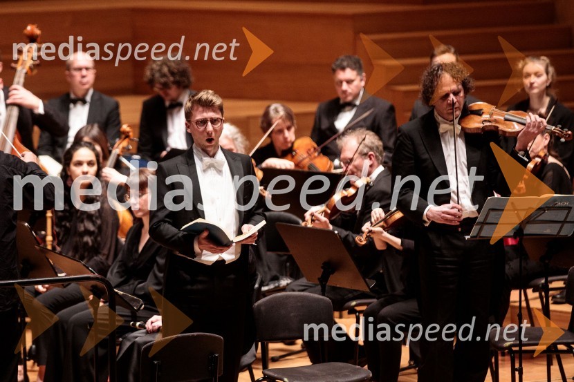  Jonas Müller, bas;  ... Komorni zbor Stuttgart & Dvorna kapela Stuttgart, Cankarjev dom