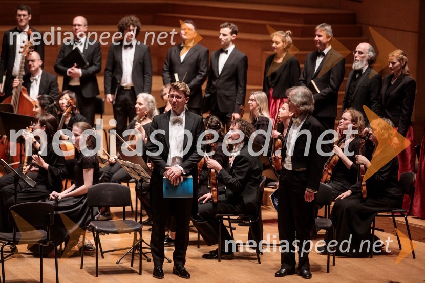  Jonas Müller, bas;  Gotthold Schwarz, JezusKomorni zbor Stuttgart & Dvorna kapela Stuttgart, Cankarjev dom