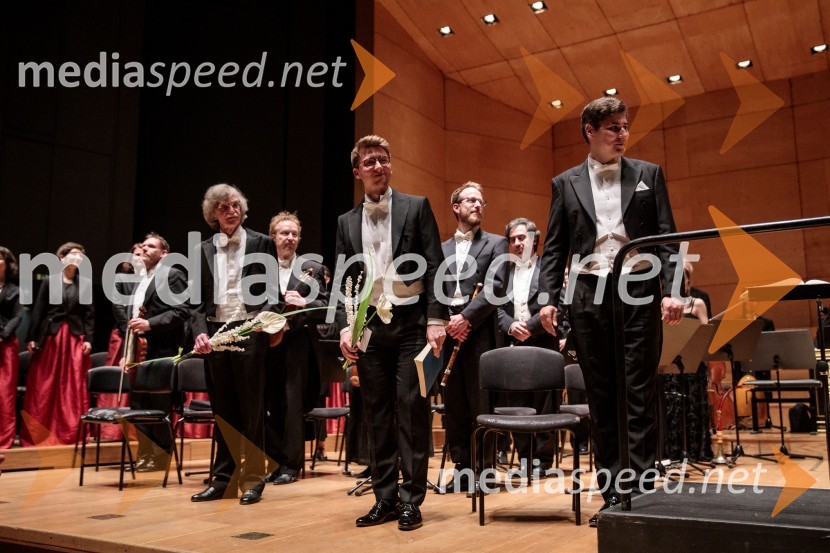  Gotthold Schwarz, Jezus;  Jonas Müller, bas;  Patrick Grahl, tenorKomorni zbor Stuttgart & Dvorna kapela Stuttgart, Cankarjev dom