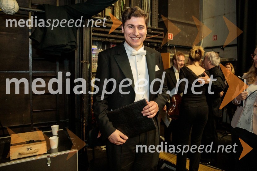  Patrick Grahl, tenorKomorni zbor Stuttgart & Dvorna kapela Stuttgart, Cankarjev dom