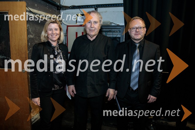  ... ;  Frieder Bernius, dirigent;  ... Komorni zbor Stuttgart & Dvorna kapela Stuttgart, Cankarjev dom