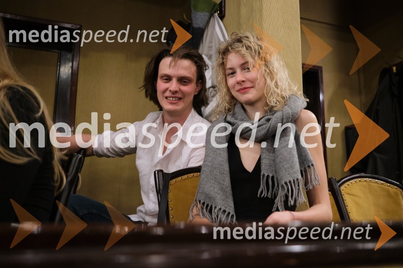 Mrakijada, premiera drame v SNG Ljubljana