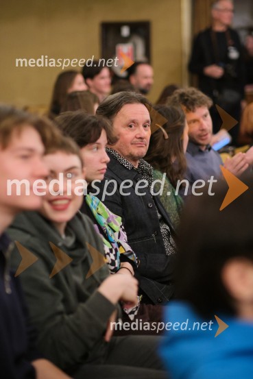 Mrakijada, premiera drame v SNG Ljubljana