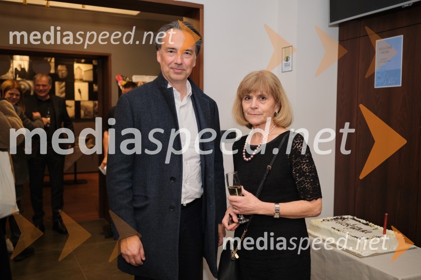  Tomislav  Čizmić, predsednik uprave, Mercator d.d.;  ... Mrakijada, premiera drame v SNG Ljubljana