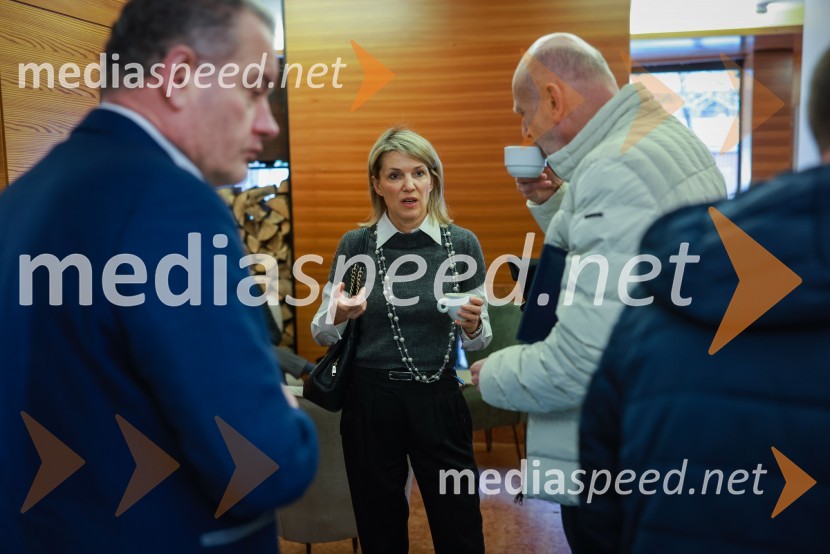  Barbara Uranjek, direktorica, Britansko-slovenska gospodarska zbornicaČaj z razlogom: Poslovanje z Združenim kraljestvom, Kranjska Gora