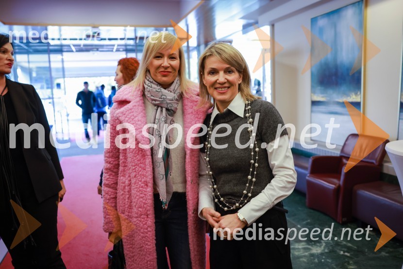  Petra Mohar, svetdaril.si, DATA - MS d.o.o.;  Barbara Uranjek, direktorica, Britansko-slovenska gospodarska zbornicaČaj z razlogom: Poslovanje z Združenim kraljestvom, Kranjska Gora