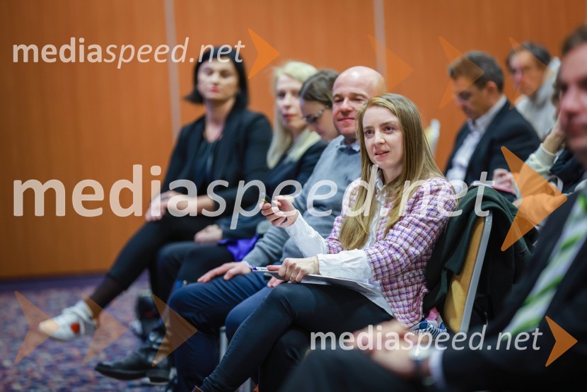  Špela Drobnič Rener, Britansko-slovenska gospodarska zbornicaČaj z razlogom: Poslovanje z Združenim kraljestvom, Kranjska Gora