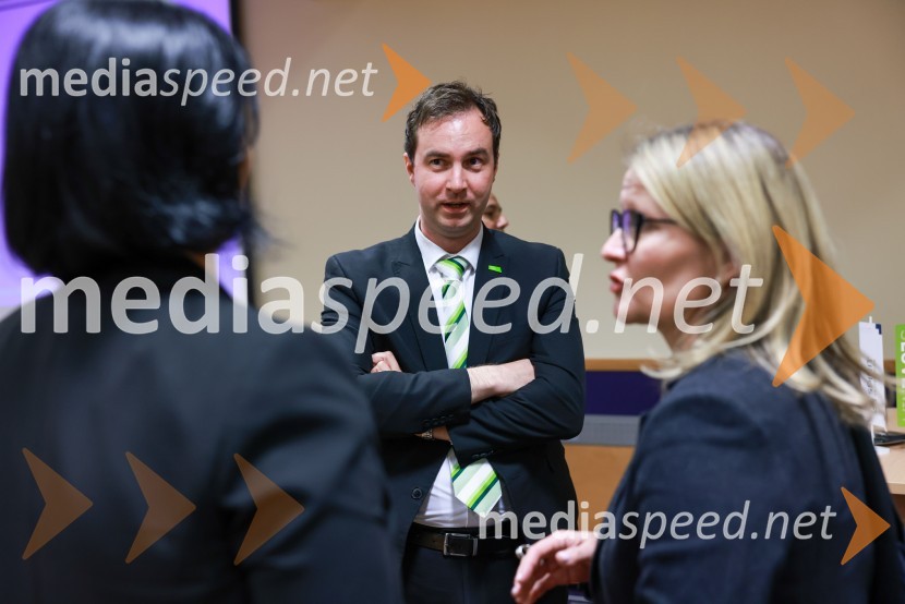  Rok Capl, v.d. direktor, Spirit SloveniaČaj z razlogom: Poslovanje z Združenim kraljestvom, Kranjska Gora