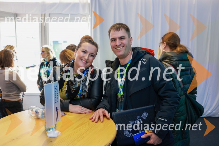  Petra Bezjak Cirman, vršilka dolžnosti direktorja, Urad vlade za komuniciranje;  Andrej Grah Whatmough, v. d. generalnega direktorja RTV SlovenijaRTV Slovenija, srečanje s partnerji v Planici