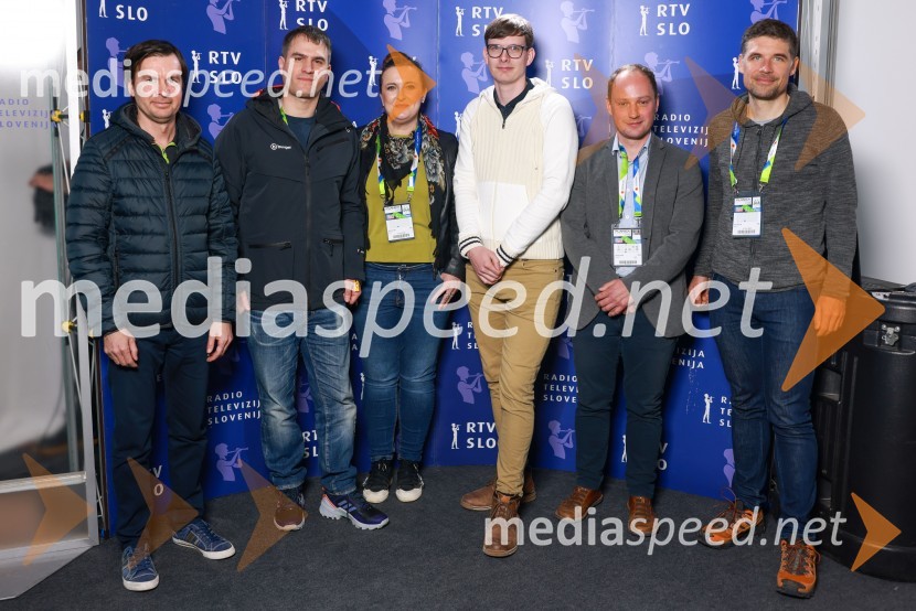  Uroš Urbanija, v. d. direktorja Televizije Slovenija RTV Slovenija, srečanje s partnerji v Planici;  Andrej Grah Whatmough, v. d. generalnega direktorja RTV Slovenija;  Petra Bezjak Cirman, vršilka dolžnosti direktorja, Urad vlade za komuniciranje;  Anže Ančimer, MMC;  Nejc Jemec, odgovorni urednik, Val 202; dr. Peter Gregorčič,  predsednik Programskega sveta, RTV SlovenijaRTV Slovenija, srečanje s partnerji v Planici