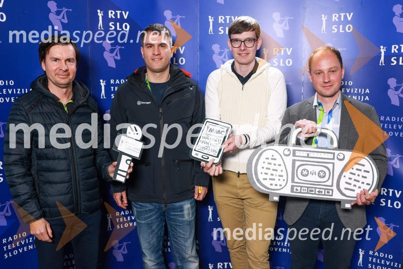  Uroš Urbanija, v. d. direktorja Televizije Slovenija RTV Slovenija, srečanje s partnerji v Planici;  Andrej Grah Whatmough, v. d. generalnega direktorja RTV Slovenija;  Anže Ančimer, MMC;  Nejc Jemec, odgovorni urednik, Val 202RTV Slovenija, srečanje s partnerji v Planici