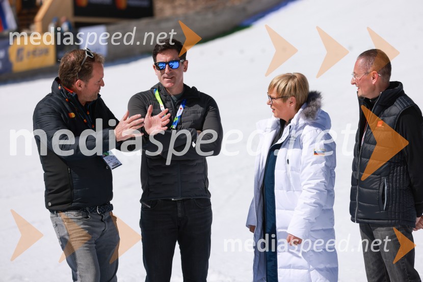  Peter Bakenecker, predsednik centrala Evropa, Mastercard;  Tadej Čaroli, član uprave, Zavarovanica Triglav; dr. Nataša Pirc Musar, predsednica Republike Slovenije;  ... Planica 2023, sobota