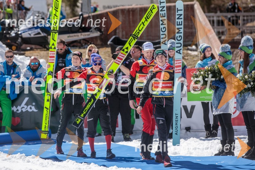  Jan Hörl, smučarski skakalec (Avstrija);  Stefan Kraft, smučarski skakalec (Avstrija);  Michael  Hayböeck, smučarski skakalec (Avstrija);  Daniel Tschofenig, smučarski skakalec (Avstrija)Planica 2023, sobota