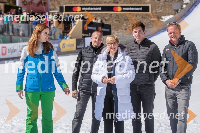  ... ;  ... ; dr. Nataša Pirc Musar, predsednica Republike Slovenije;  Tadej Čaroli, član uprave, Zavarovanica Triglav;  Peter Bakenecker, predsednik centrala Evropa, MastercardPlanica 2023, sobota