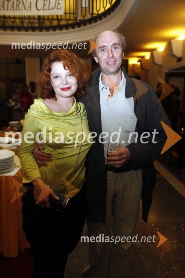 Jagoda, igralka SLG Celje in Janez Škof, igralecTriko, premiera burke